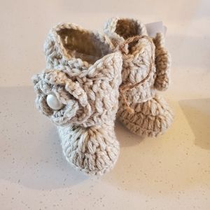 NWT Baby girl crochet boutique booties